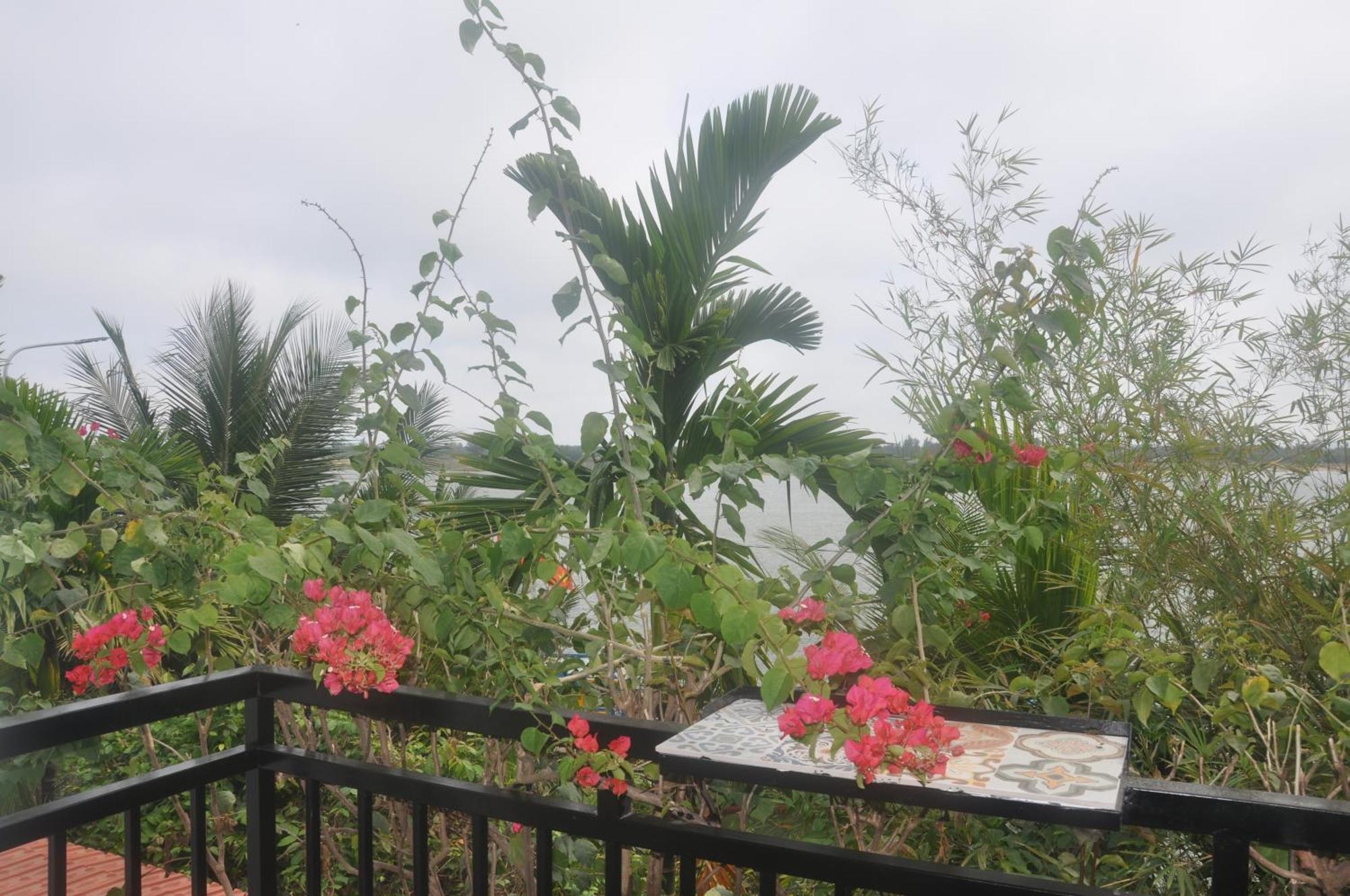 Autumn Bay Retreat Hoi An Hotel Exterior photo